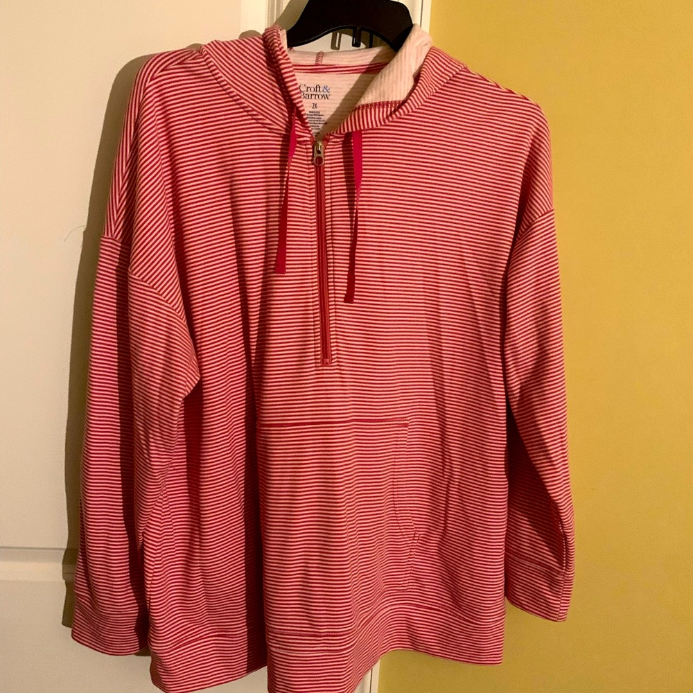 2X pink stripe, light weight hoodie. Worn once